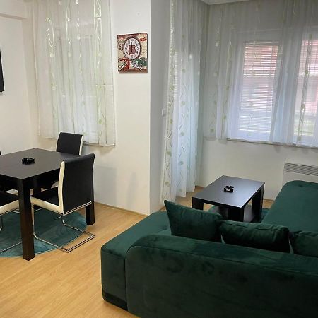 Simikic Z Apartment Bijeljina Bagian luar foto