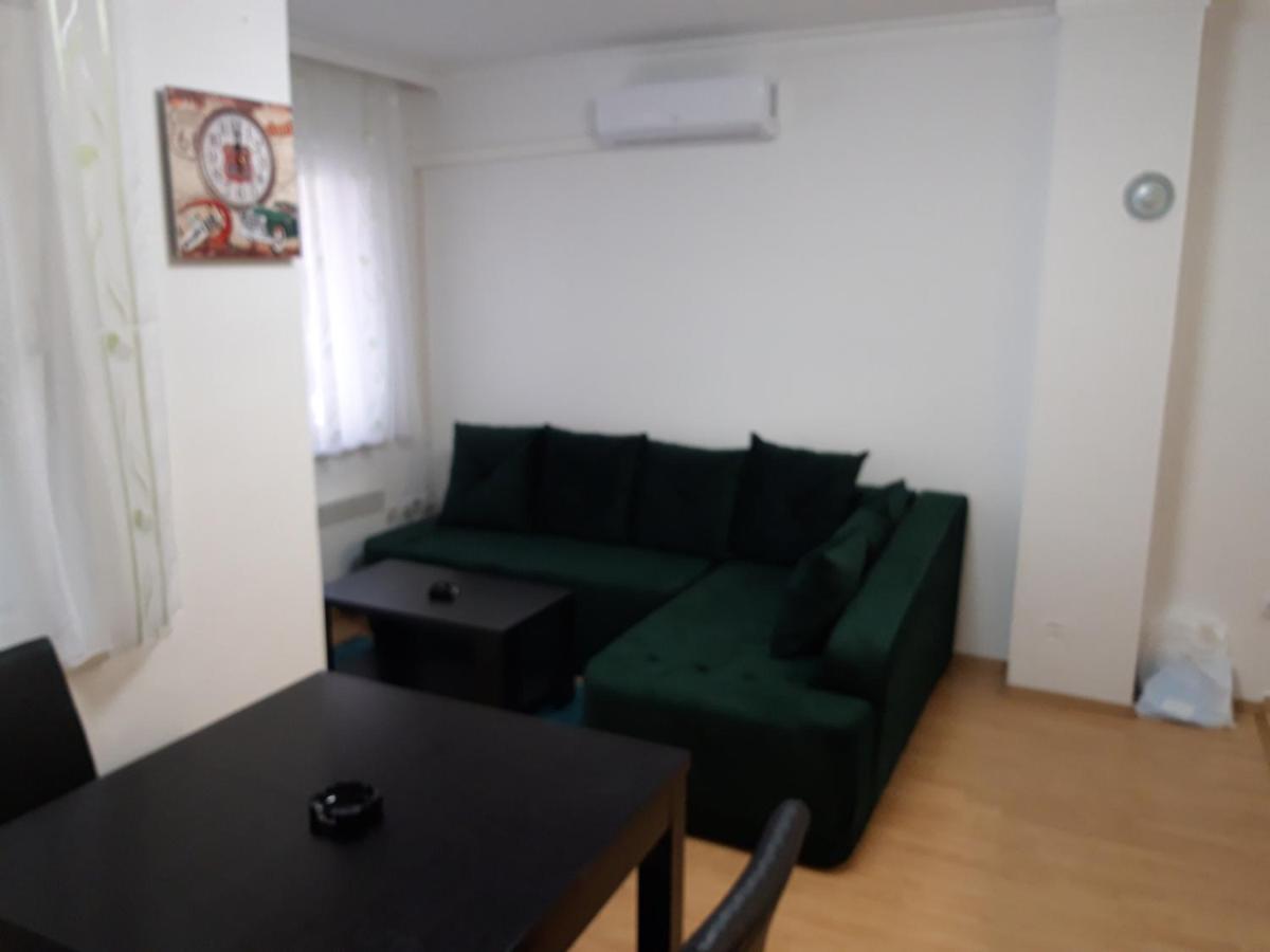 Simikic Z Apartment Bijeljina Bagian luar foto